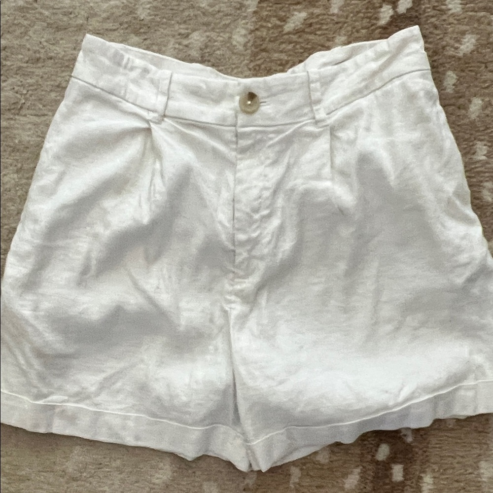 Southern Tide Women's Classic White Shorts